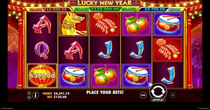 Lucky New Year slot gameplay screenshot